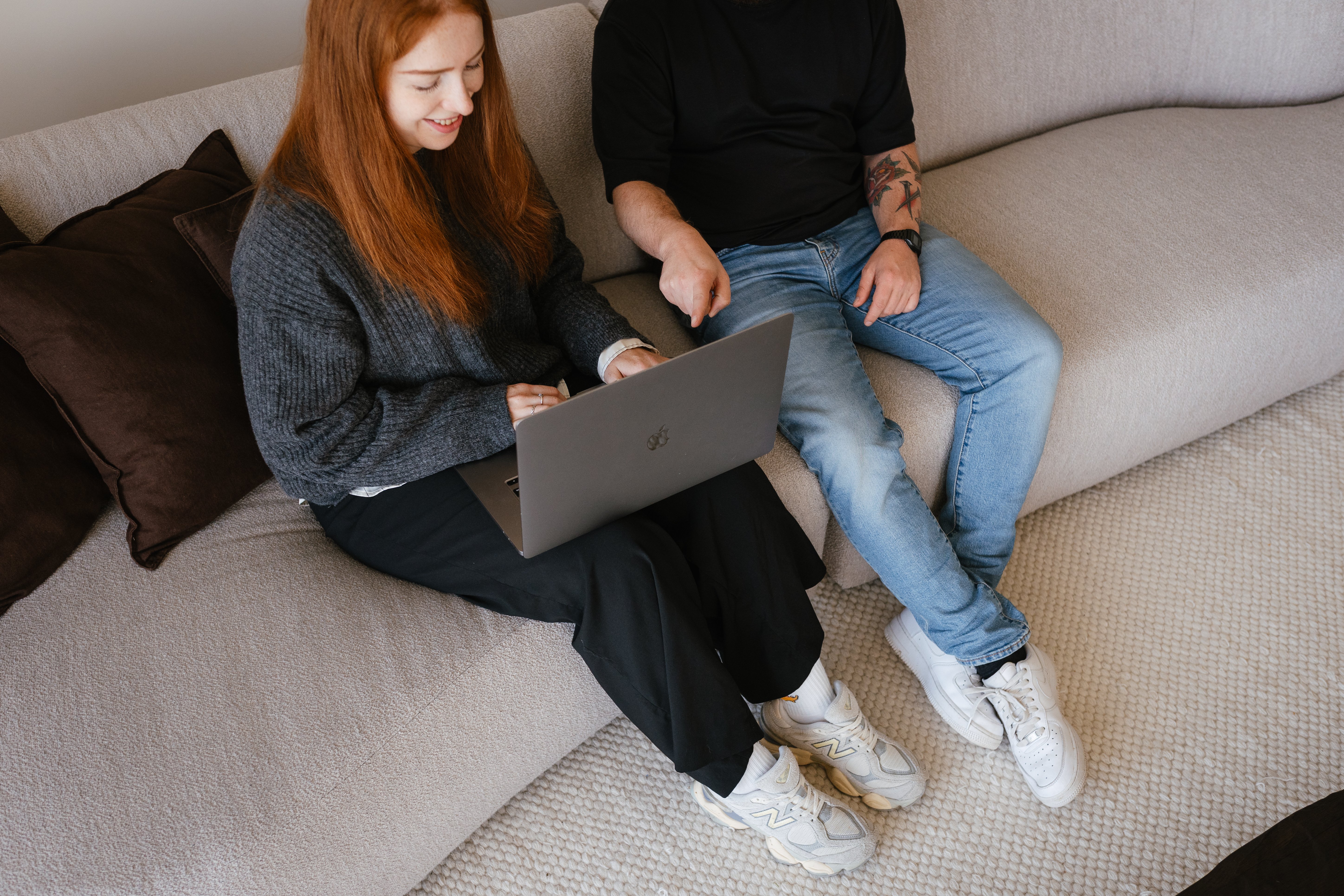 Social media specialisten in overleg